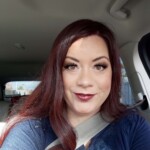 LOL I thought I'd give false eyelashes a go. I've never tried them. It was fun. Don't know that I'll do it again, I'm a more naturalistic person, but I had a blast. Thank you, Elvia, for the amazing makeup!